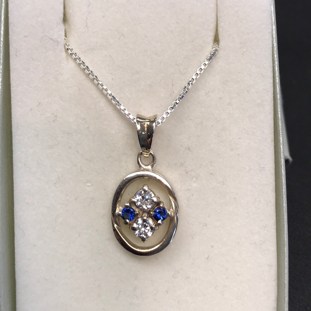 STERLING SILVER AUSTRIAN CRYSTAL PENDANT NWT - Picture 1 of 5